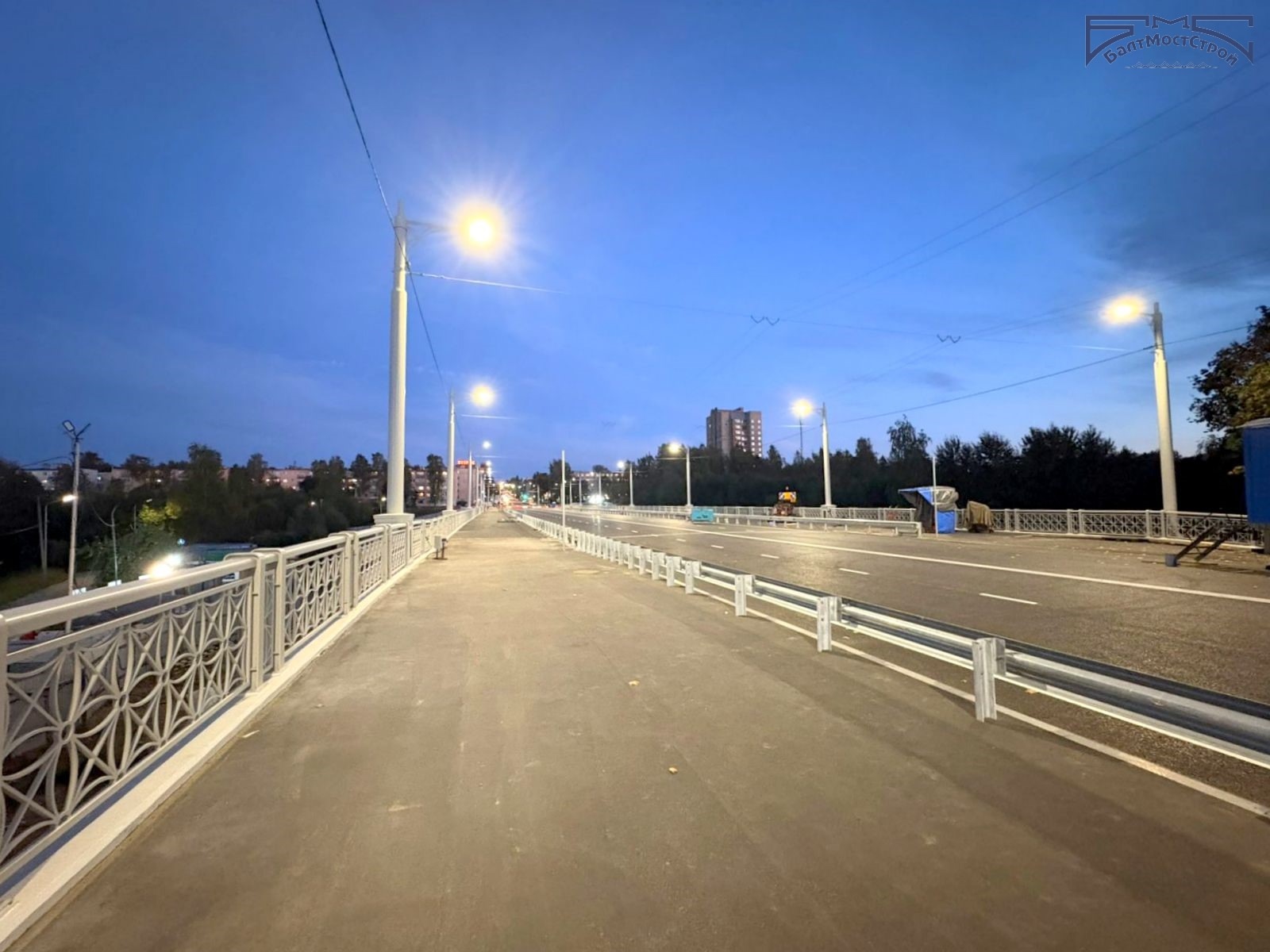 Фото к статье: Завершающие этапы строительства моста в центре Петрозаводска